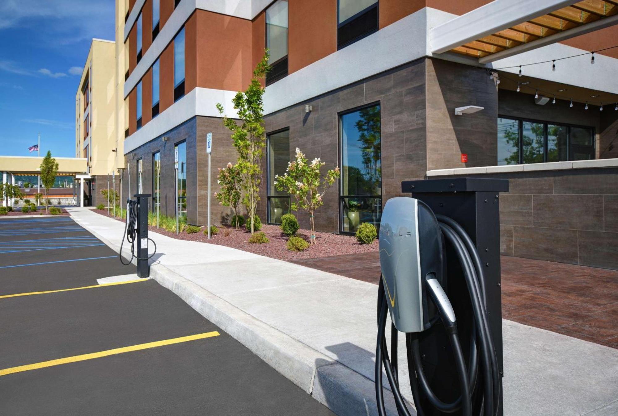 Home2 Suites By Hilton Utica, Ny Exteriér fotografie