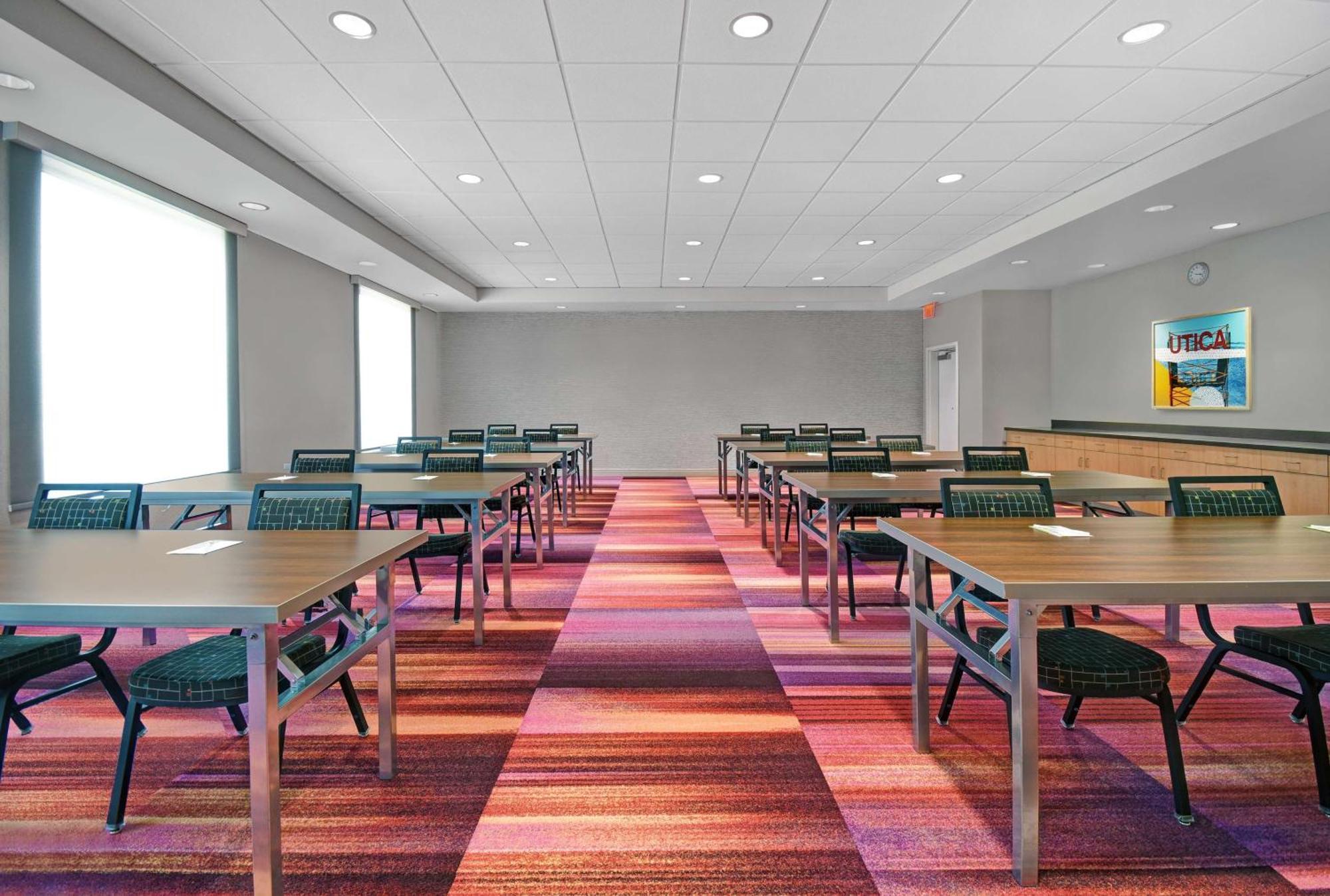 Home2 Suites By Hilton Utica, Ny Exteriér fotografie